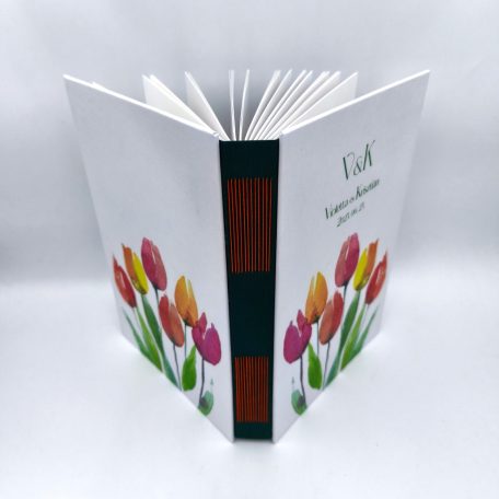 PAPETRI monogrammos elnevezhető fotóalbum rajzkönyv esküvői emlékkönyv - kézzel kötve - tulipán mintával
