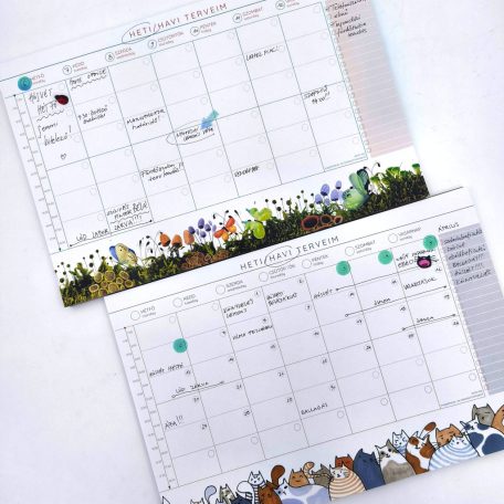 Papetri heti és havi asztali tervező illusztrált  pillangókkal virágokkal